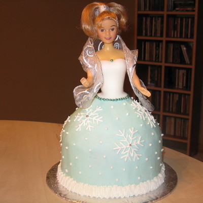 Winter Theme Doll Cake