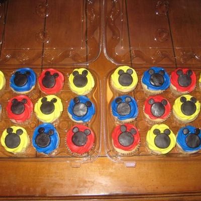 Mickey Mouse Cupcakes