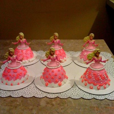 Barbie Cupcakes