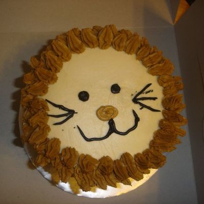 Lion Smash Cake