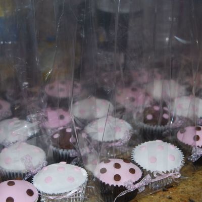 Fondant Covered Cupcakes