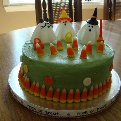 Halloween Ghosts, Candy Corn