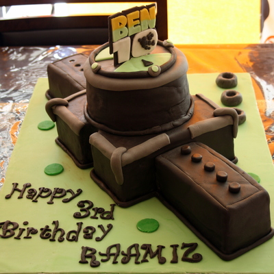 Ben10 Watch Cake
