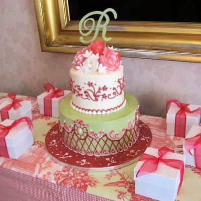 Lilly Cake