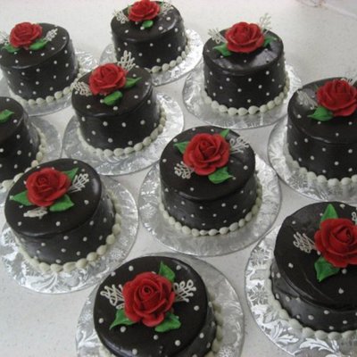 Ganache Valentines Cake