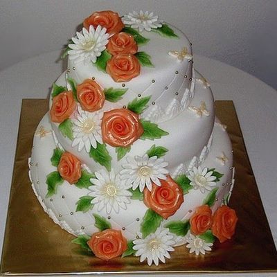 Wedding Cake With Orange Roses