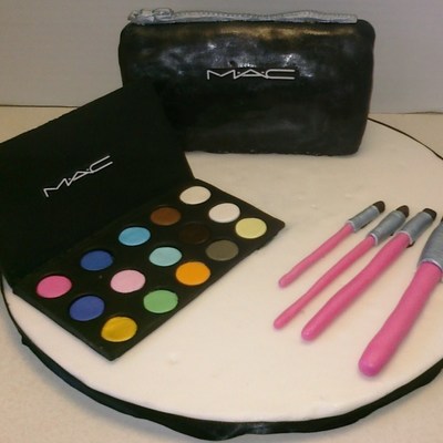 Mac Cosmetics Cake
