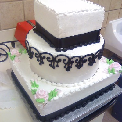 White & Black Wedding Cake