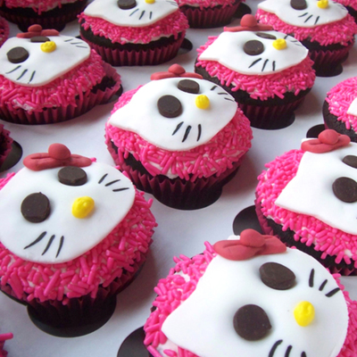 Hello Kity Cupcakes