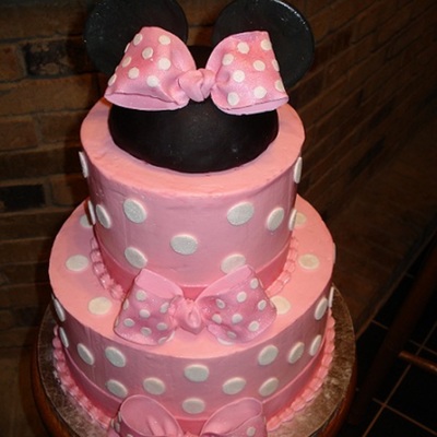 Minnie Mouse Cake