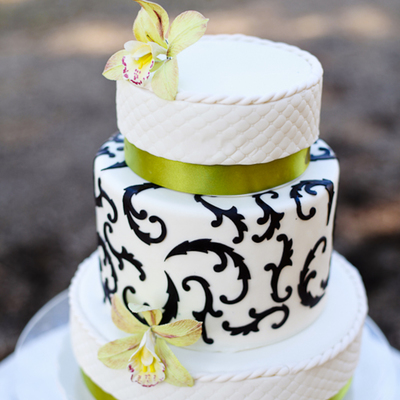 Petit Round Wedding Cake