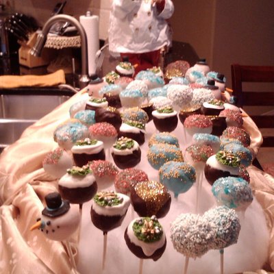 Cake Pops !!!!!!! For The Holidays