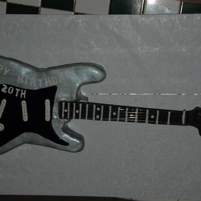 Guitar Cake