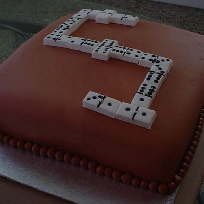 Dominoes Cakes