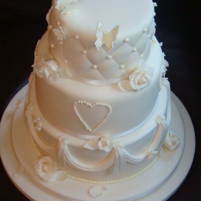 Romantic Wedding Cake