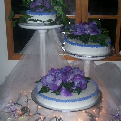 3 Stands Wedding Cake