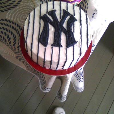 New York Yankee Pinstripe Cake