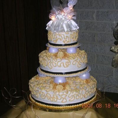 Ivory Cake At The Reception Site!