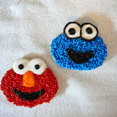 Elmo And Cookie Monster Cookies