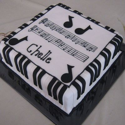 Piano Cake