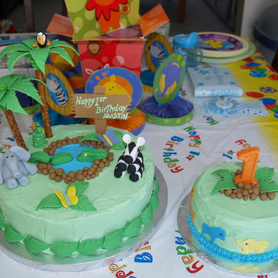 Jungle Animals Brithday Cake