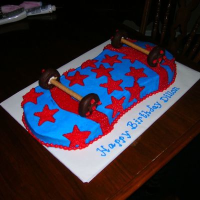 Skateboard Cake