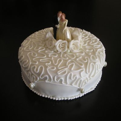 Small Wedding Cake