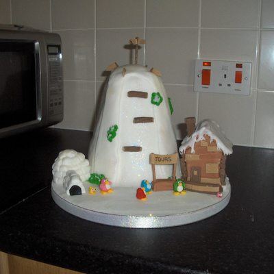 Club Penguin Cake
