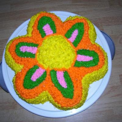 Dancing Daisy Cake!