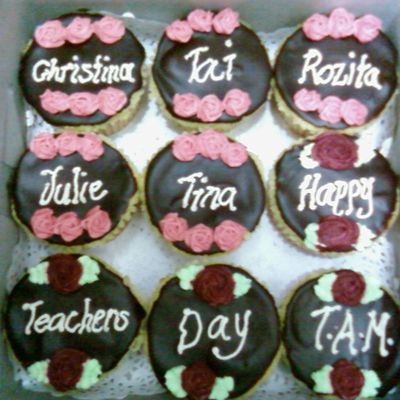 Teachers' Day Cupcakes