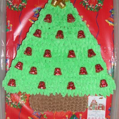 Christmas Tree Cupcake Cake