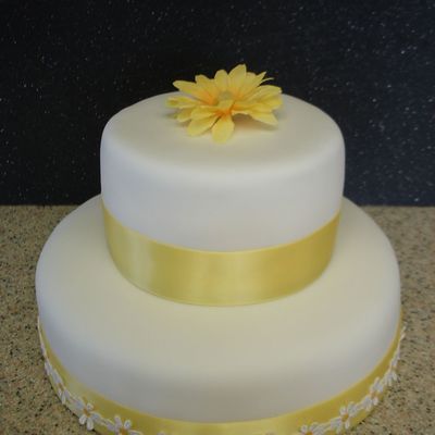 Daisy Cake