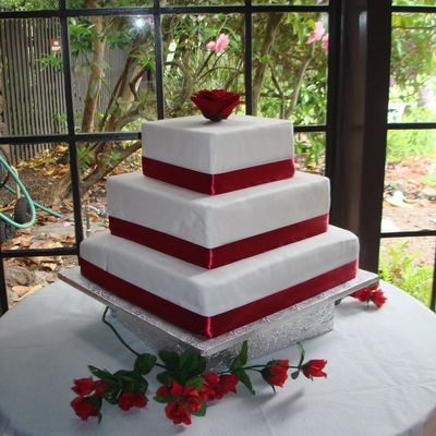 Red Ribbon Wedding Cake
