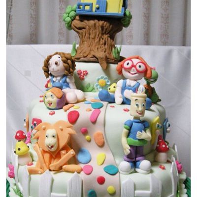 "diante Do Trono" Cake