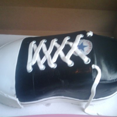 Chuck Taylor Cake