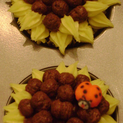 Sunflower Cupcake