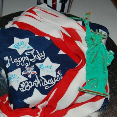 Stars And Stripes Patriotic Flag Cake