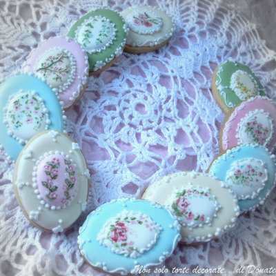Royal Icing Cookies...vintage.