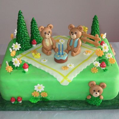 Bears Birthday Cake