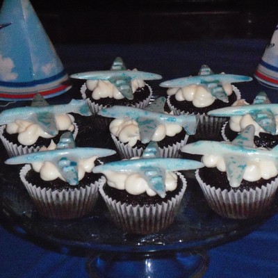 Camo Jet Cupcakes On Clouds