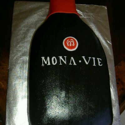 Monavie Bottle Cake