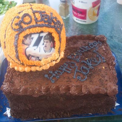 Basketball Ice Cream Cake