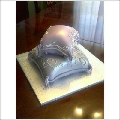 Pillow Cake