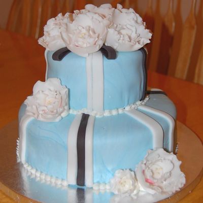2-Tiered Cake Covered In Fondant And Fantasy Flowers