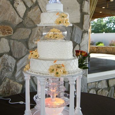 Isury Wedding Cake