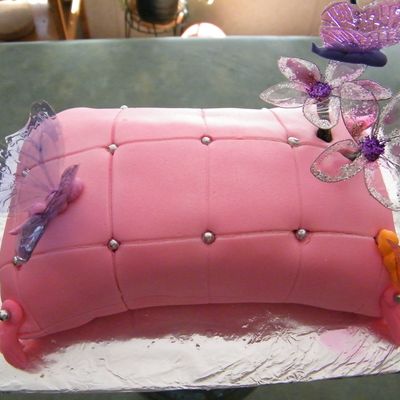 My First Pillow Cake!!
