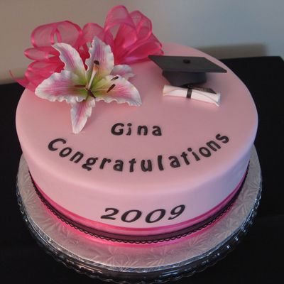 Fondant Cake For Graduation
