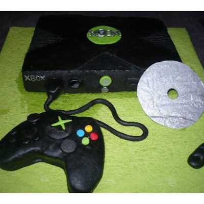 X Box Consol Cake