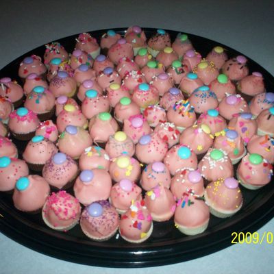 Mini Cupcake Cake Balls