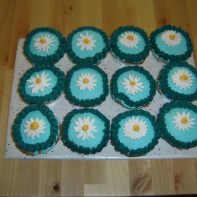Daisy Cupcakes